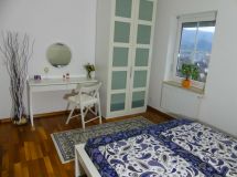 Schlafzimmer Fewo 1.1.jpg