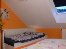 1 Schlafzimmer fuer 4 Personen.jpg